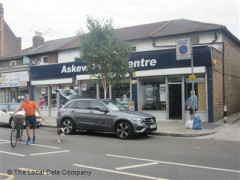 Dulux Decorator Centre image