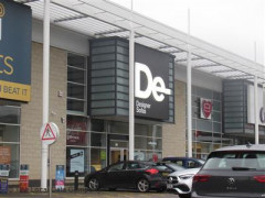 De- Designer Sofas image