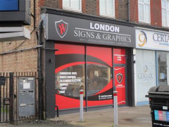 London Signs & Graphics image
