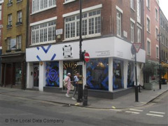 Live True London image