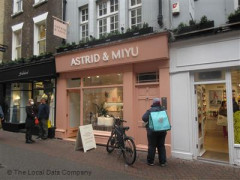 Astrid & Miyu image