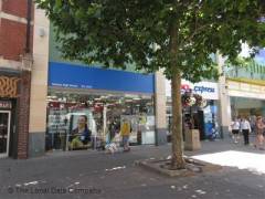 Tesco Express image