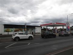Tesco Express image