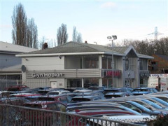 Nissan Approved Dealers image