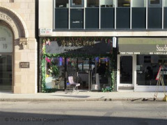 Victoria Nails & Beauty image