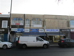 R3 Restaurant & Bar image
