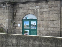 Kew Bridge Paddlesports Arch image
