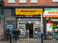 Phone Repair London image