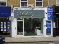 Levy Nails & Beauty image