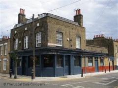 The Queens Head image