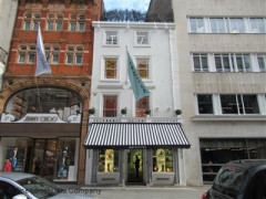 Aquazzura image
