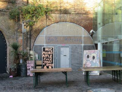 Little Nan's Bar & Kitchen image