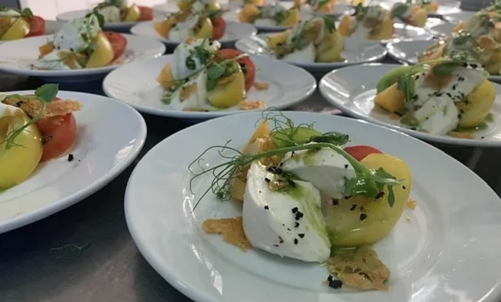 Mozzarella & tomato salad
