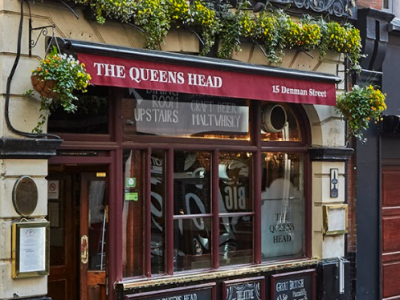 The Queen's Head image