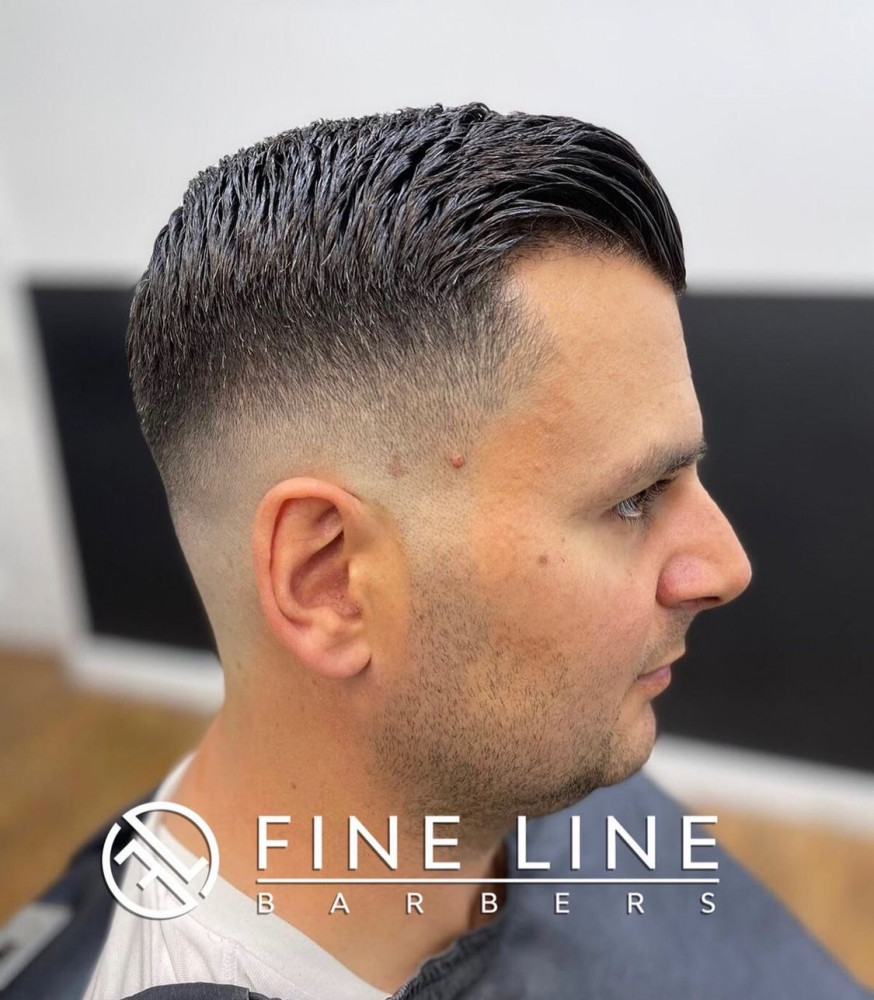 Fine Line Barbers Picture