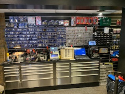 Cobblebobs Shoe Repairs & Key Cut image