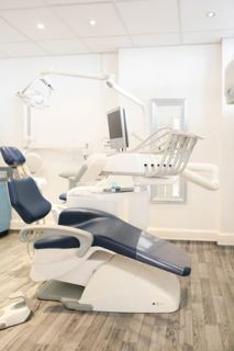 Teeth@W1 Picture