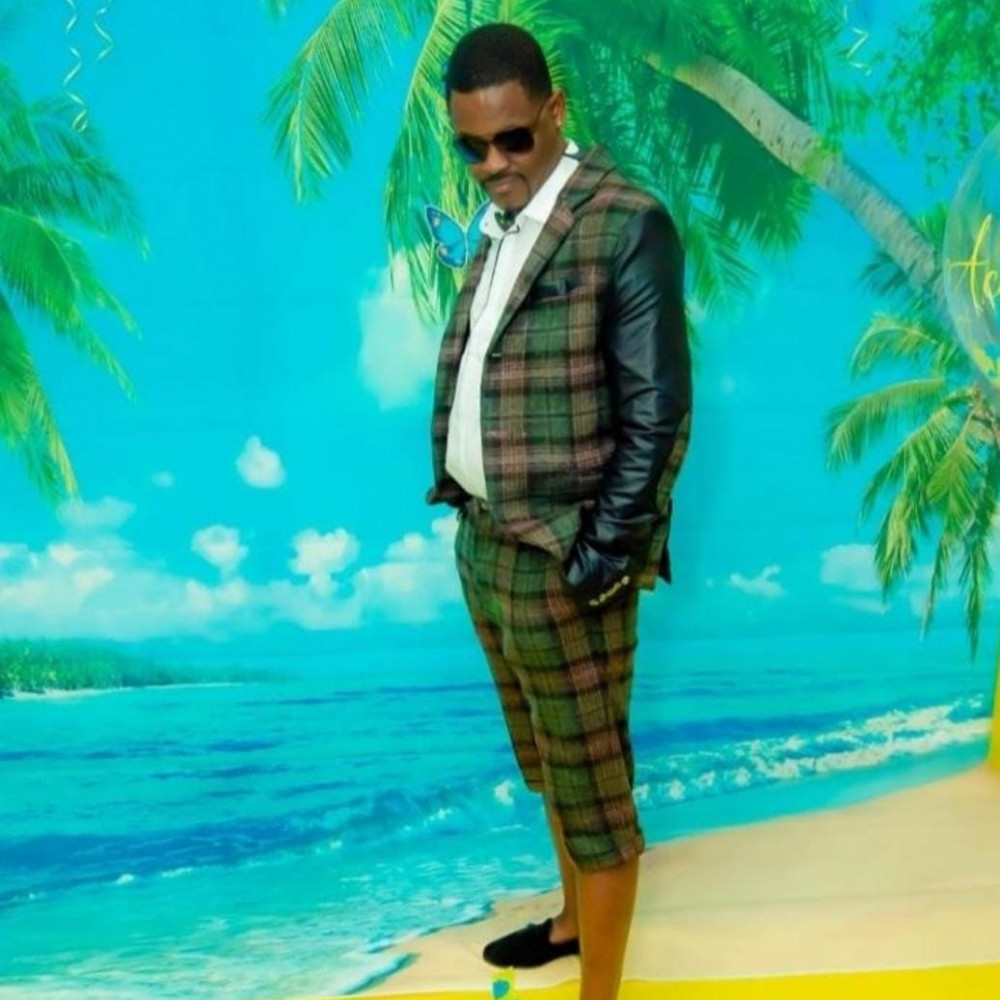 Petro Designer Tailor image