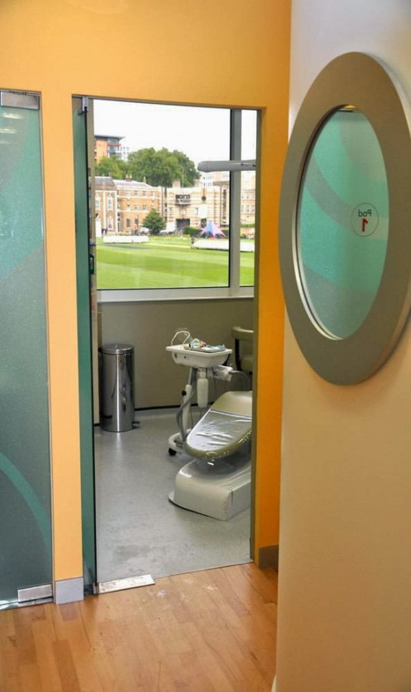Smilepod Moorgate Picture