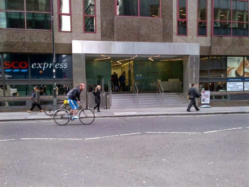 Smilepod Moorgate image