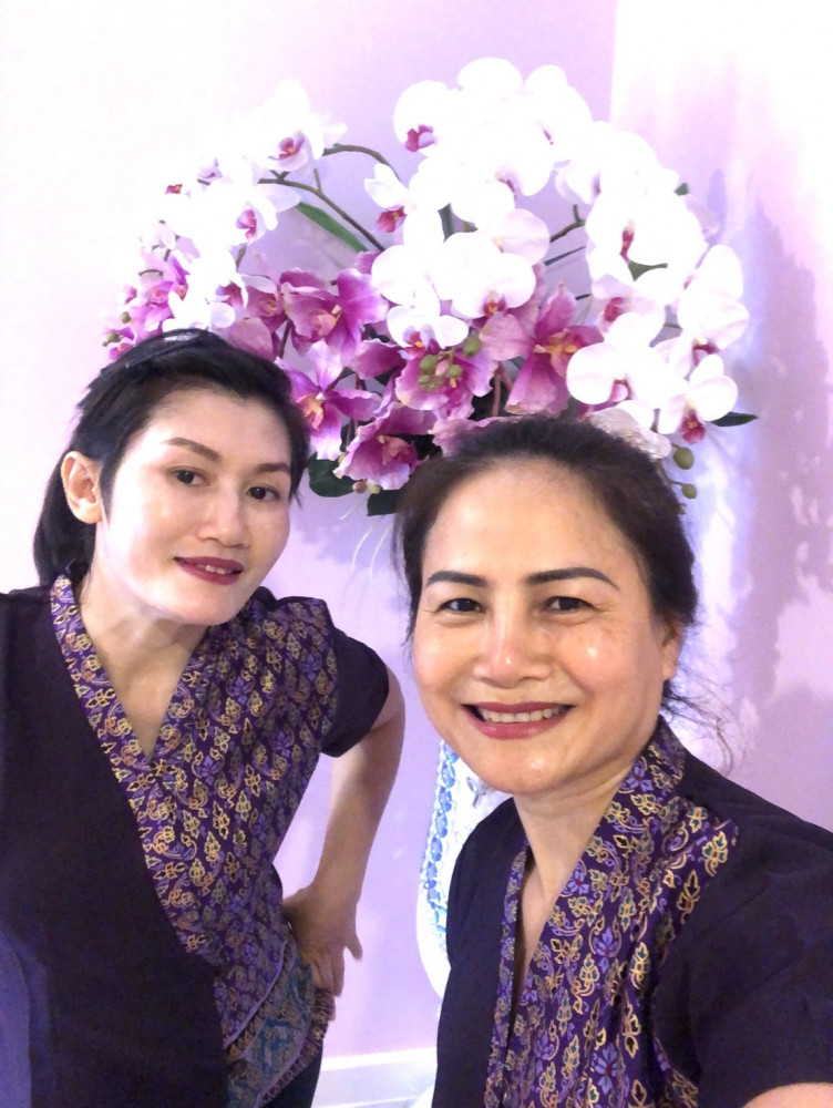 Sawasdee kha