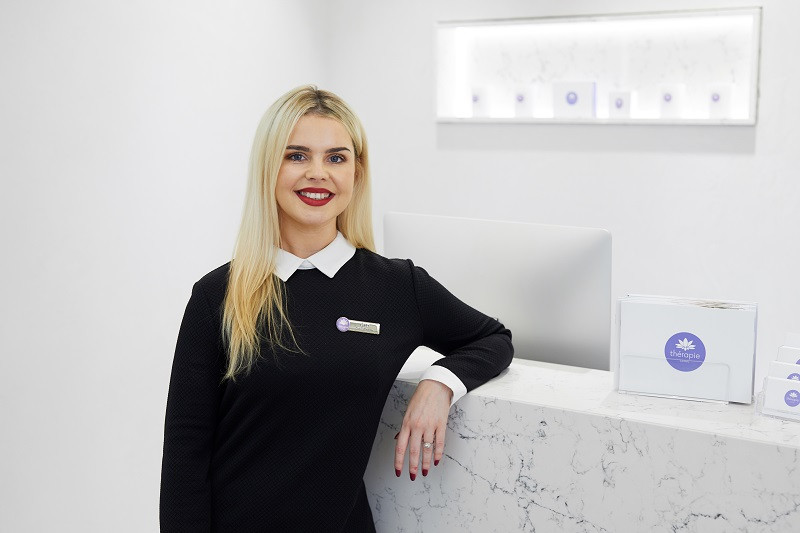 Thérapie Clinic Picture
