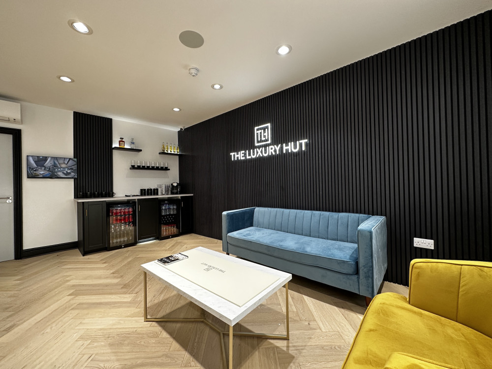 The Luxury Hut Watch Store