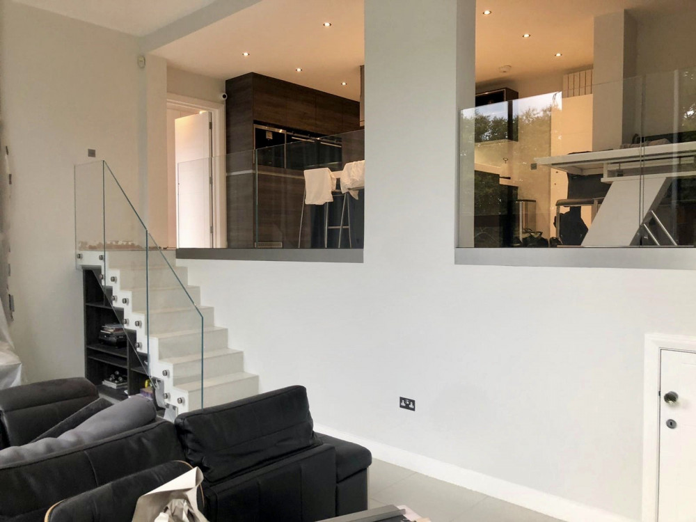 London Glass and Balustrades Picture