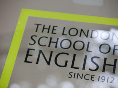 The London School of English image