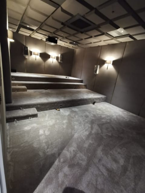 Squared Floors Picture
