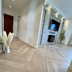 Squared Floors Picture