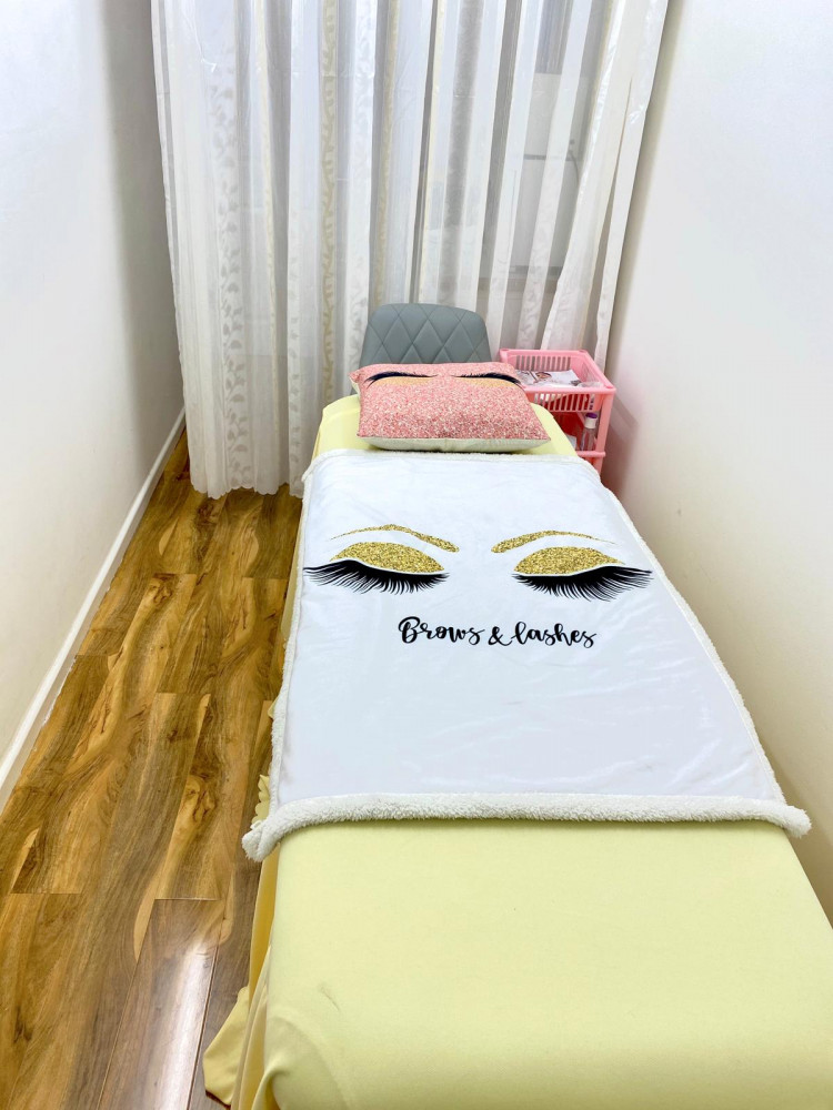 Nail & Eyelash Bar Soho Picture