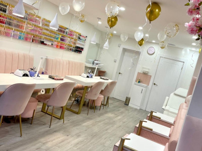 The Nail Bar Locksbottom image