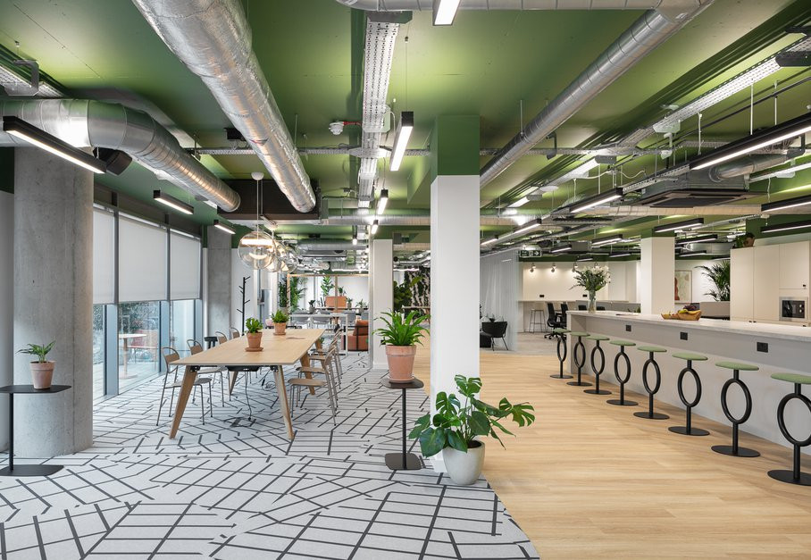 Spacepool Landing Office