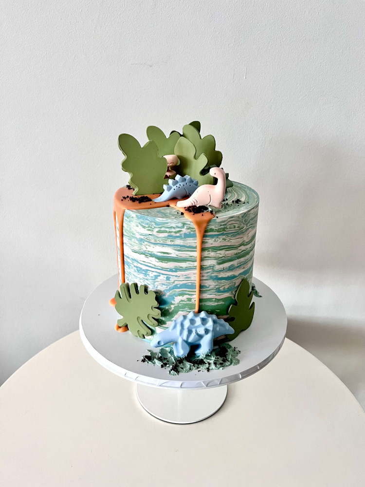 Children's dinosaur birthday cake