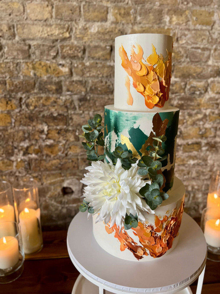 Modern abstract buttercream wedding cake at Motel Studios, Shoreditch