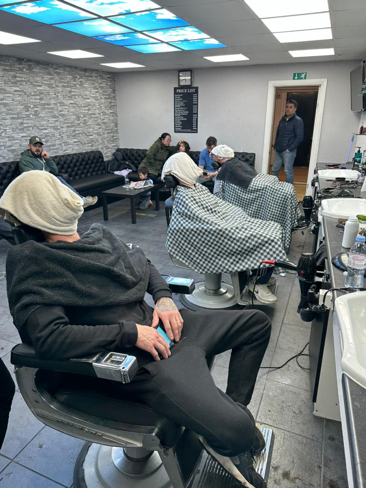 Swarez Barbers image