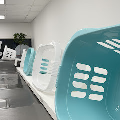 Super Wash Launderette Picture