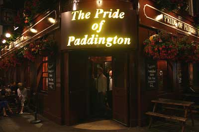 The Pride Of Paddington at night