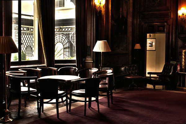 Savile Club Picture