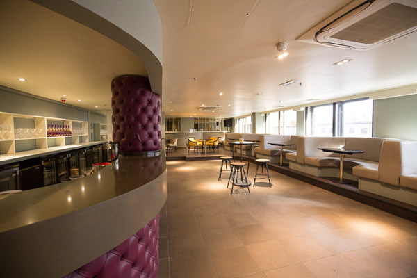 Laurel Lounge image