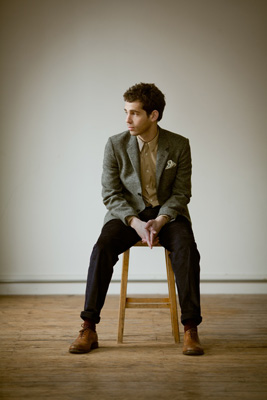 GIG REVIEW: Julian Velard at Bush Hall image