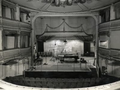 THEATRE: Autumn excitement at The Criterion Theatre  image