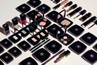 Les Essentiels de Chanel - The Fall Make Up Collection image