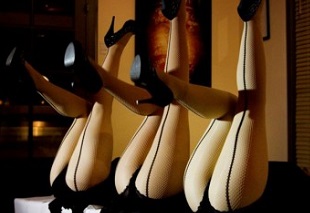 Corsets, fishnets and a whole lot of fun – Flirty not Dirty Burlesque cabaret at The Patch, Twickenham image