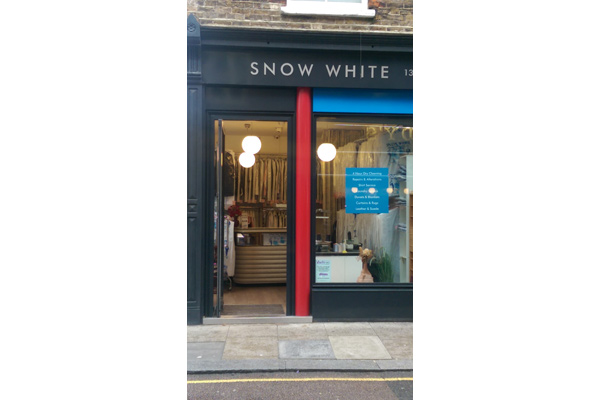 Snow White Master Dry Cleaners Picture