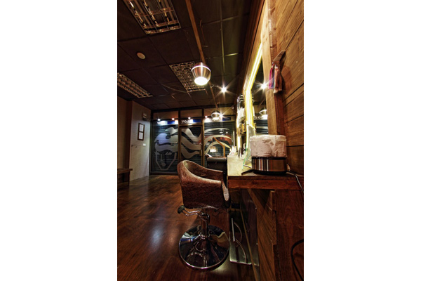 HeadHunters Hair and Beauty Tooting