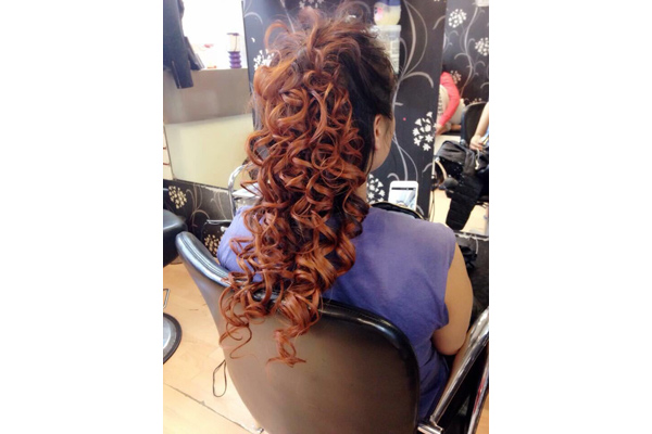Thajeena Beauty Parlour image
