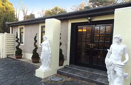 Belvedere Hospital reception