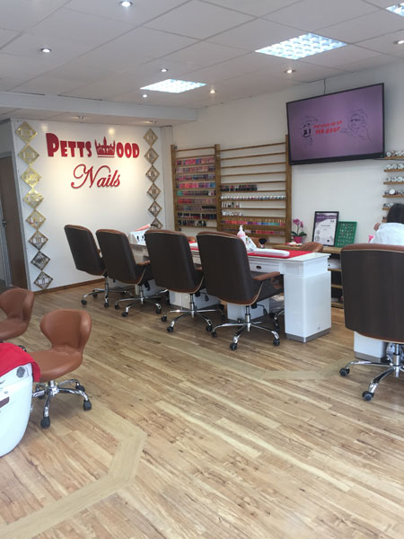 213 Petts Wood Nails Salon